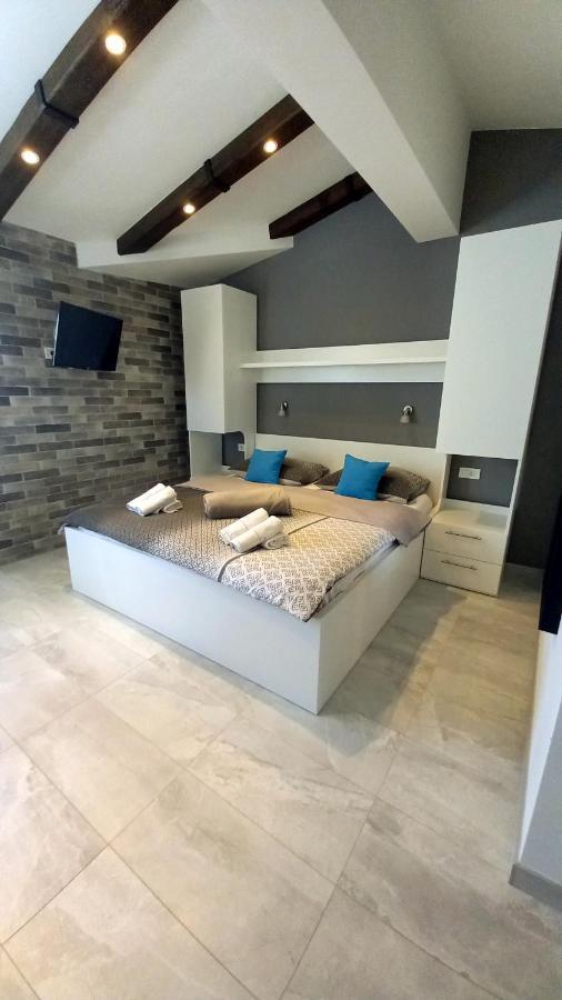 Apartmani Omrcen Baška Voda المظهر الخارجي الصورة