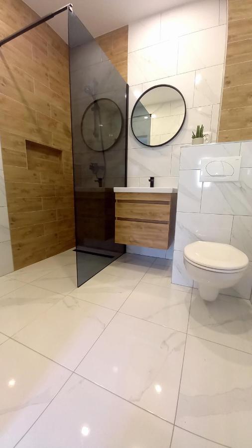 Apartmani Omrcen Baška Voda المظهر الخارجي الصورة